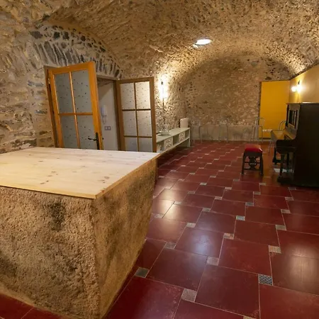 Holiday home Can Guitart Espolla